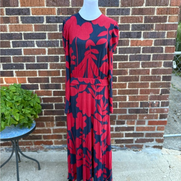 Boden Dresses & Skirts - Boden Red and Navy Long Sleeve Dress